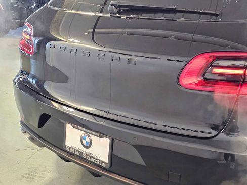 Used 2016 Porsche Macan Turbo w/ Premium Package Plus image 7