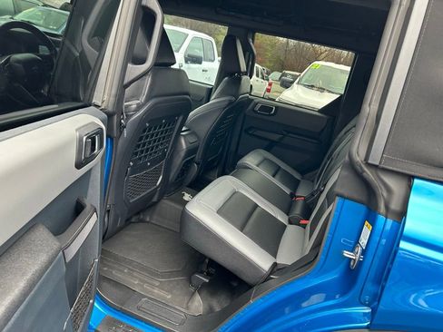 Certified 2024 Ford Bronco Black Diamond image 17