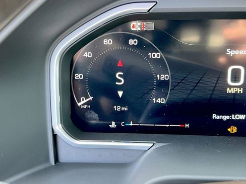 New 2026 GMC Sierra 3500 Denali AWD/4WD image 12