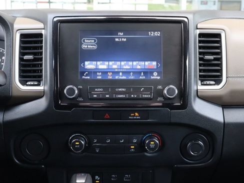Used 2022 Nissan Frontier SV w/ Technology Package RWD image 25