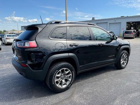 Used 2022 Jeep Cherokee Trailhawk w/ Premium Leather Package AWD/4WD image 7