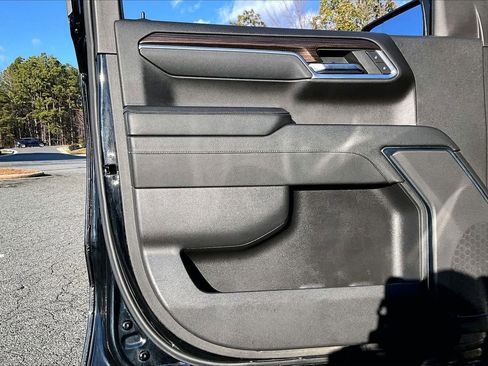 Used 2024 Chevrolet Silverado 1500 RST image 26