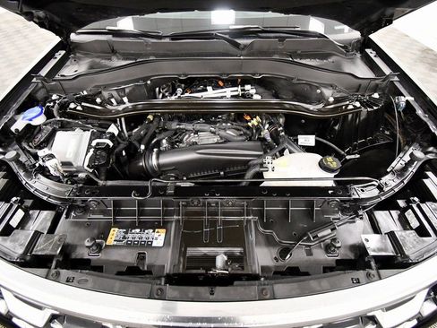 Used 2025 Ford Explorer Platinum w/ LUX Leather Package image 12