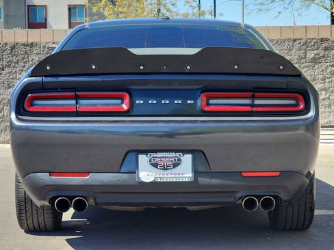 Used 2019 Dodge Challenger R/T image 8