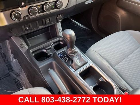Used 2022 Toyota Tacoma SR AWD/4WD image 25