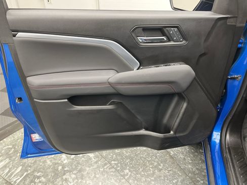 Certified 2024 Chevrolet Colorado Z71 w/ Z71 Convenience Package 2 image 8