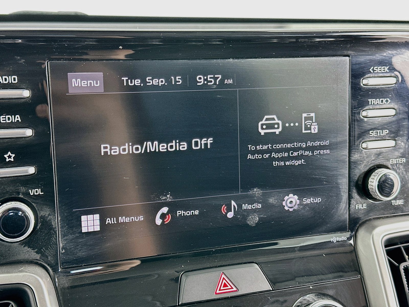 Used 2022 Kia Sorento LX FWD image 17