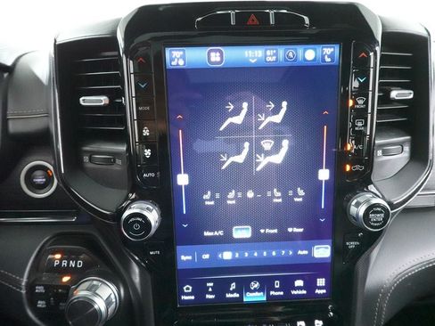 Used 2022 RAM 1500 Limited AWD/4WD image 19
