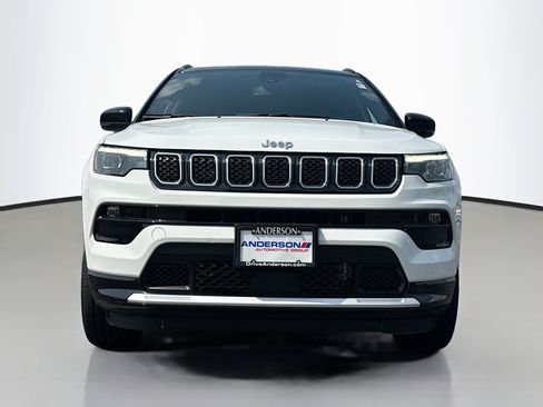 Used 2023 Jeep Compass Limited w/ Elite Group AWD/4WD image 18