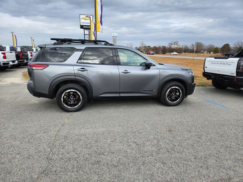 Used 2023 Nissan Pathfinder Rock Creek image 9