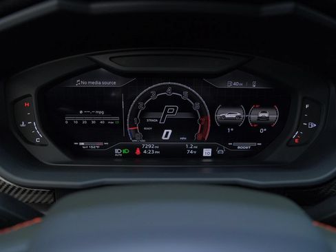 Used 2023 Lamborghini Urus Performante AWD/4WD image 72