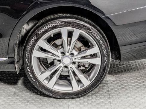 Used 2016 Mercedes-Benz C 300 4MATIC Sedan image 32