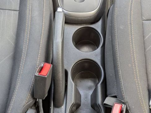 Used 2019 Chevrolet Trax LT FWD image 19