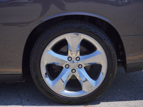 Used 2014 Dodge Challenger R/T Plus RWD image 11