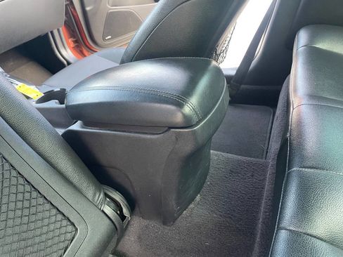 Used 2013 Hyundai Genesis 2.0T image 21