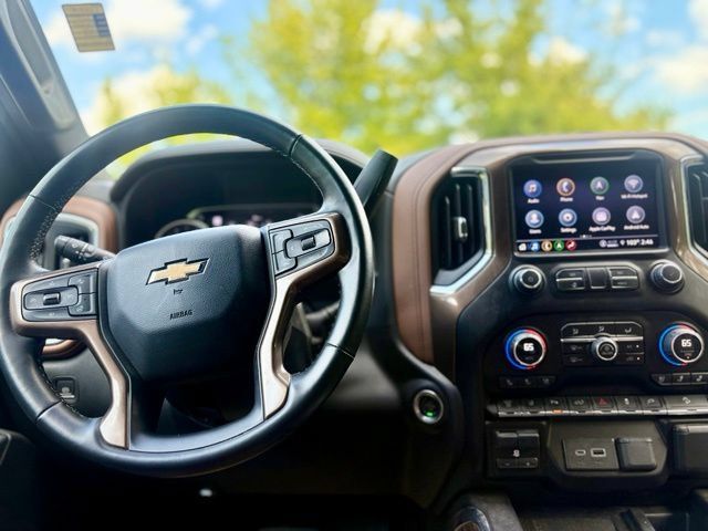 Used 2023 Chevrolet Silverado 2500 High Country w/ Z71 Off-Road Package AWD/4WD image 19