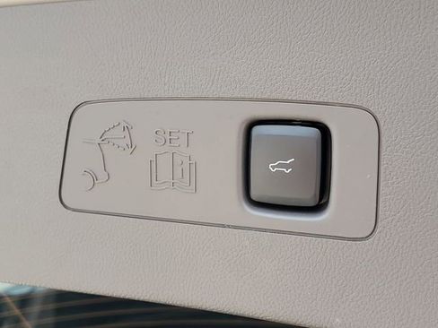 Used 2024 Lincoln Corsair Reserve w/ Equipment Group 201A AWD/4WD image 10