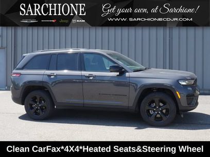Used 2025 Jeep Grand Cherokee Altitude