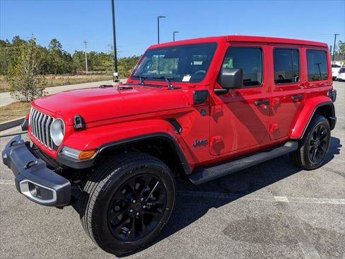 Certified 2025 Jeep Wrangler Unlimited Sahara AWD/4WD image 61