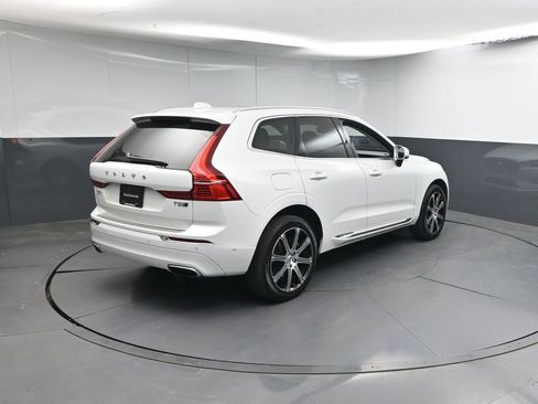 Used 2020 Volvo XC60 T5 Inscription w/ Protection Package image 24