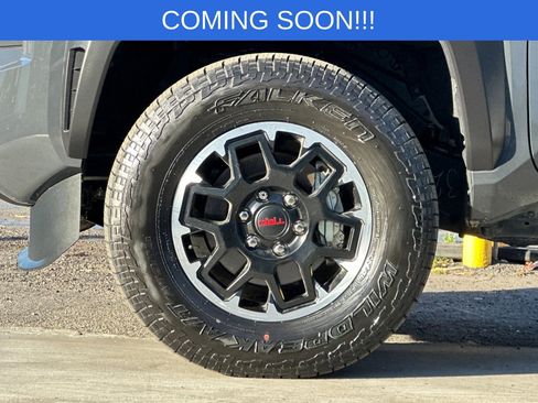 Used 2025 Toyota Tacoma TRD Off-Road w/ TRD Off Road Upgrade Package image 25