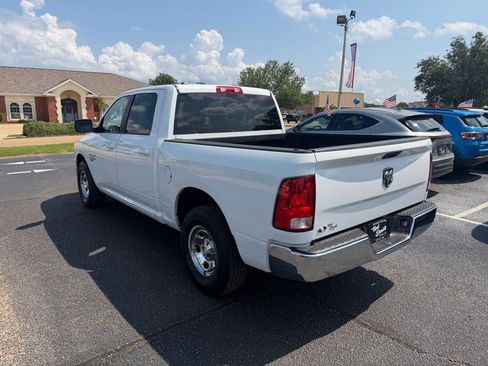 Used 2021 RAM 1500 Classic SLT RWD image 2