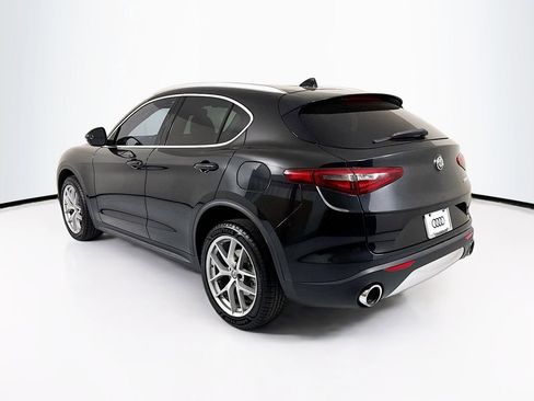 Used 2018 Alfa Romeo Stelvio AWD image 7