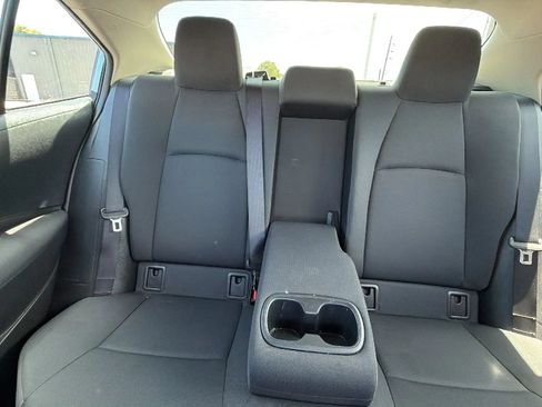 Used 2021 Toyota Corolla LE FWD image 21