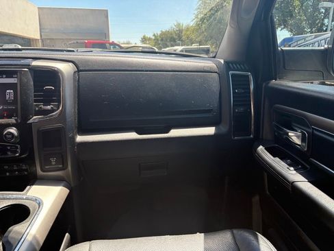 Used 2018 RAM 2500 Laramie w/ Sport Appearance Group AWD/4WD image 7