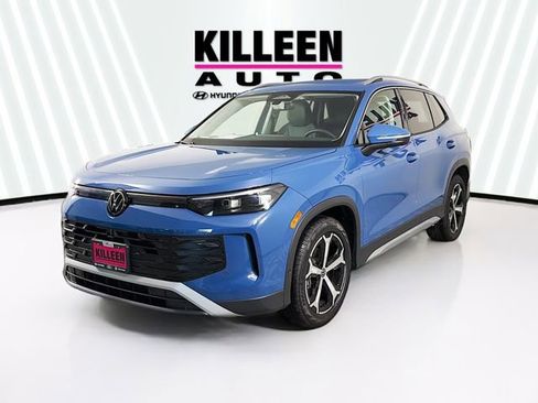 New 2026 Volkswagen Tiguan SE image 3