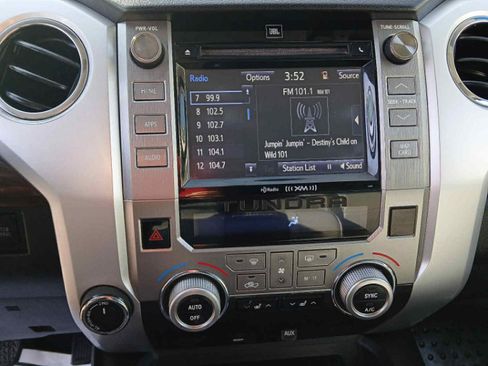 Used 2015 Toyota Tundra Limited image 21