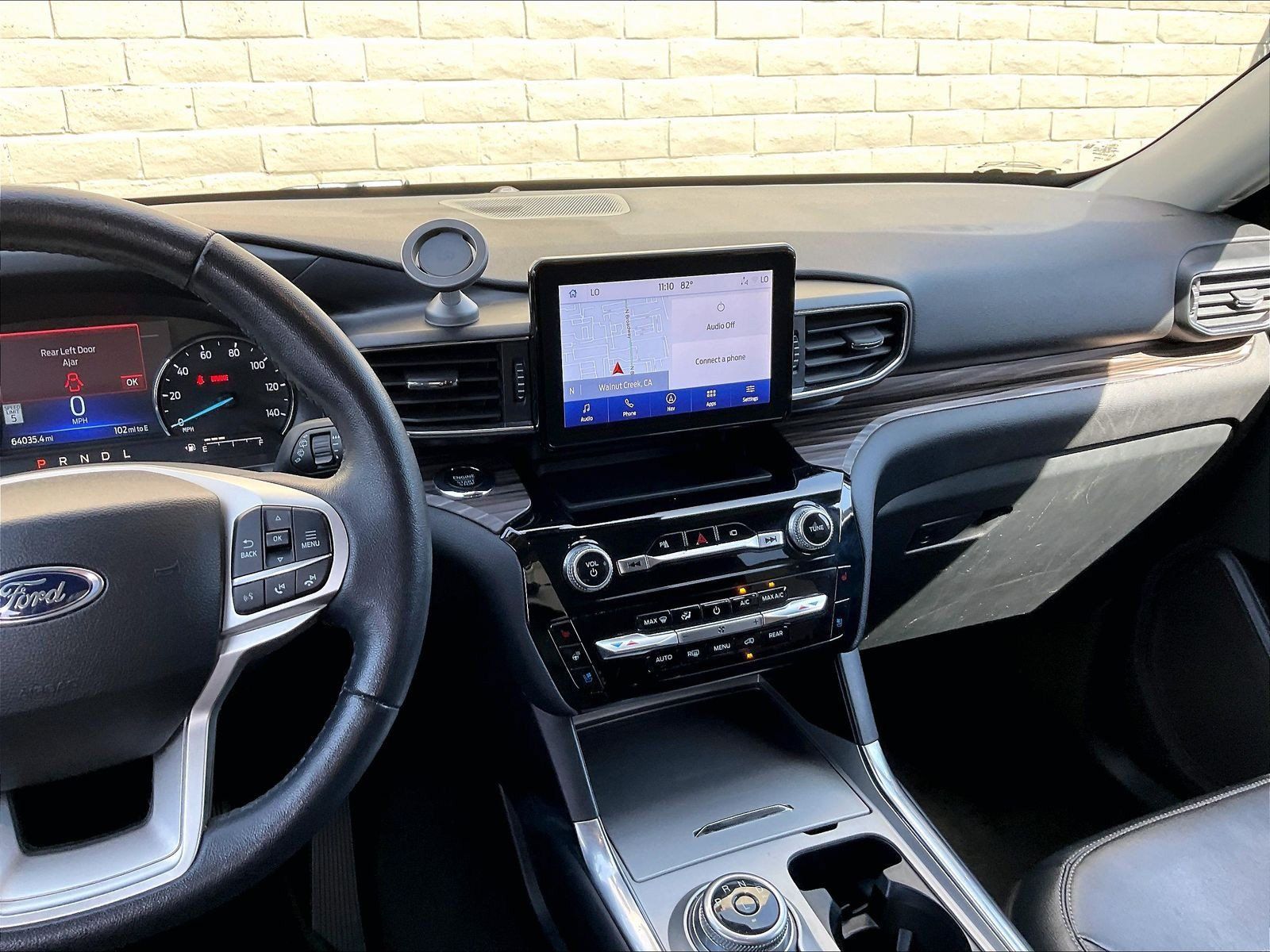 Used 2023 Ford Explorer Limited RWD image 5