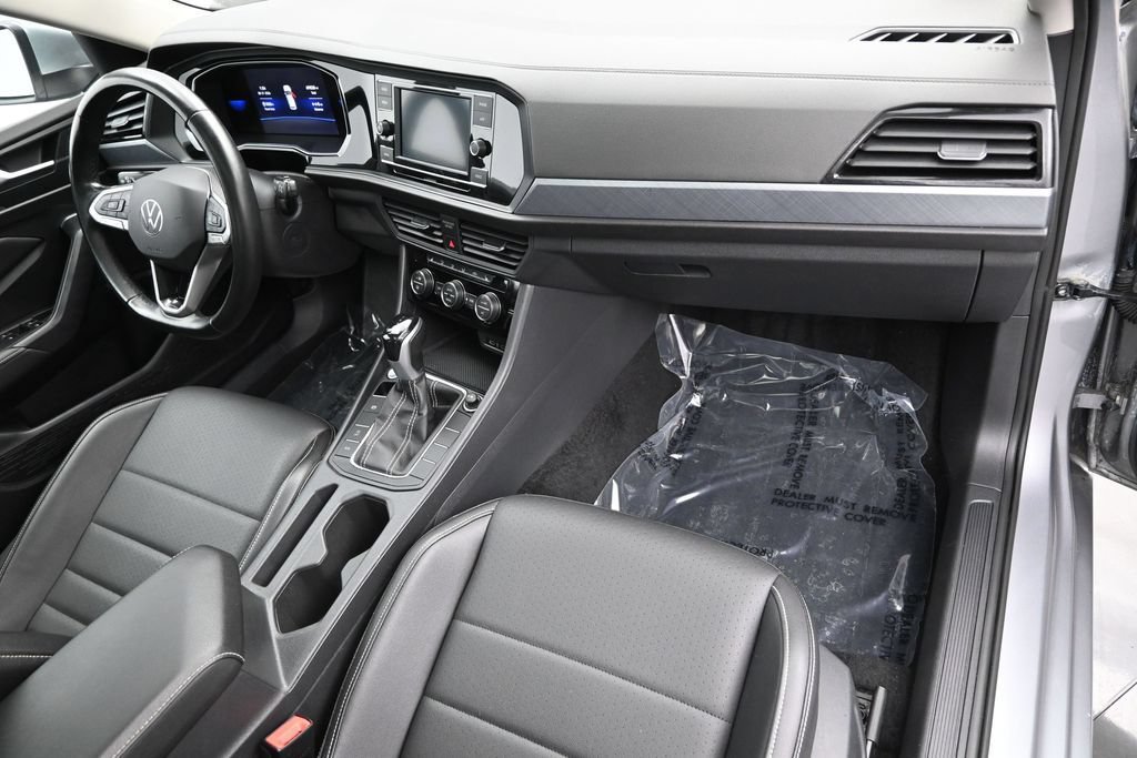Used 2022 Volkswagen Jetta SE FWD image 30