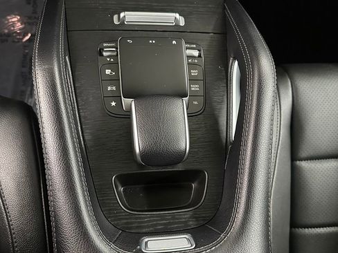 Used 2022 Mercedes-Benz GLE 350 4MATIC w/ 3rd Row Seat Package image 18