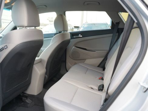 Used 2019 Hyundai Tucson SE FWD image 14