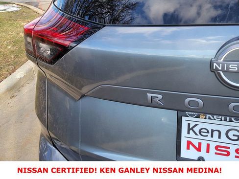 Certified 2025 Nissan Rogue SV image 16