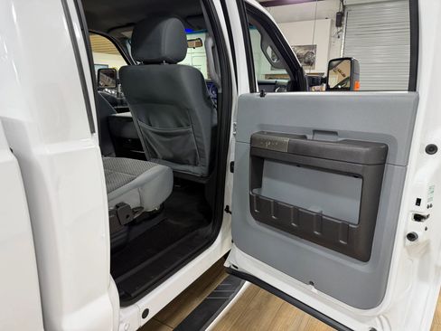 Used 2015 Ford F350 XLT AWD/4WD image 17