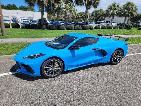 Used 2023 Chevrolet Corvette Stingray Premium Cpe w/ Z51 Performance Package RWD image 2