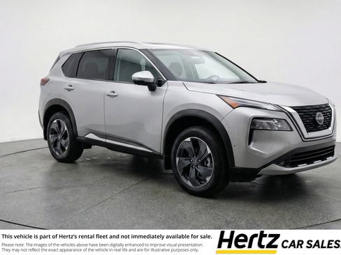 Used 2025 Nissan Rogue SV FWD image 1