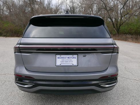 Used 2024 Lincoln Nautilus Reserve AWD/4WD image 13
