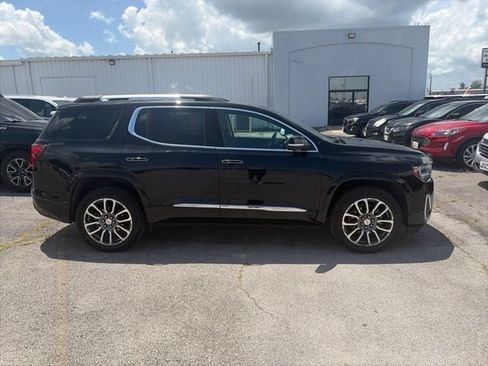 Used 2021 GMC Acadia Denali w/ Denali Technology Package FWD image 7