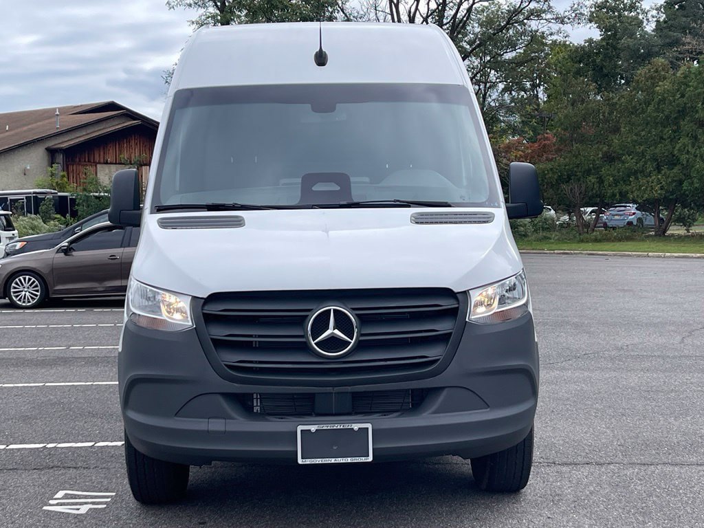 New 2025 Mercedes-Benz Sprinter 2500 image 1
