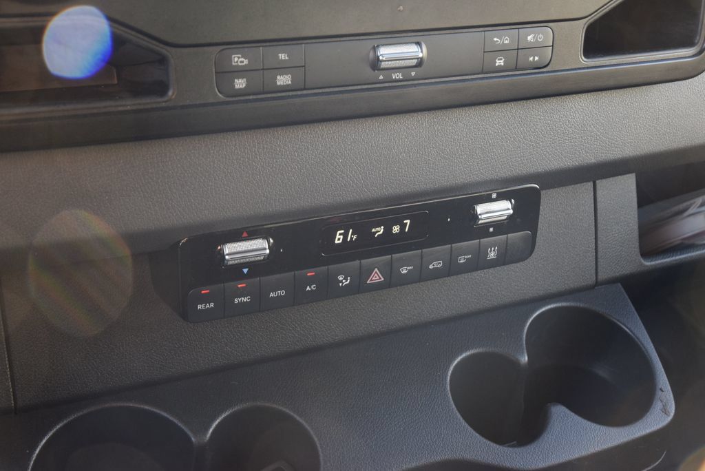 Used 2019 Mercedes-Benz Sprinter 2500 image 21