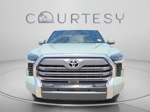 Certified 2025 Toyota Tundra Limited AWD/4WD image 8