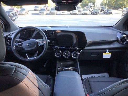 New 2025 Chevrolet Blazer EV LT image 16