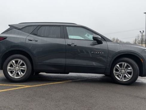 Used 2019 Chevrolet Blazer LT AWD/4WD image 3