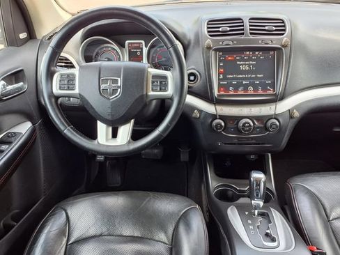 Used 2019 Dodge Journey GT w/ Driver Convenience Group AWD/4WD image 6