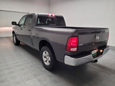 Used 2019 RAM 1500 Classic SLT AWD/4WD image 5