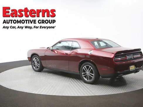 Used 2019 Dodge Challenger SXT AWD/4WD image 60