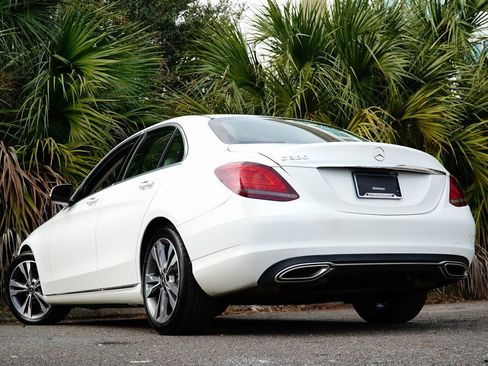 Used 2020 Mercedes-Benz C 300 Sedan image 4